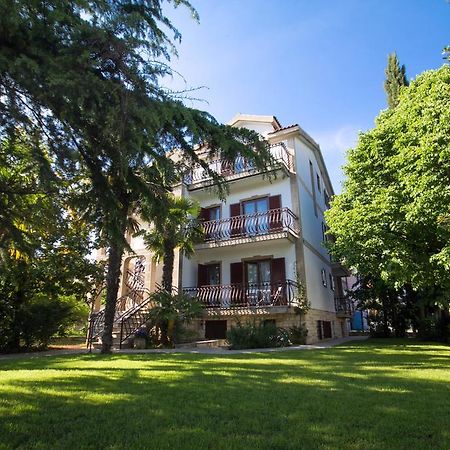 Apartments Lidija Umag Eksteriør billede