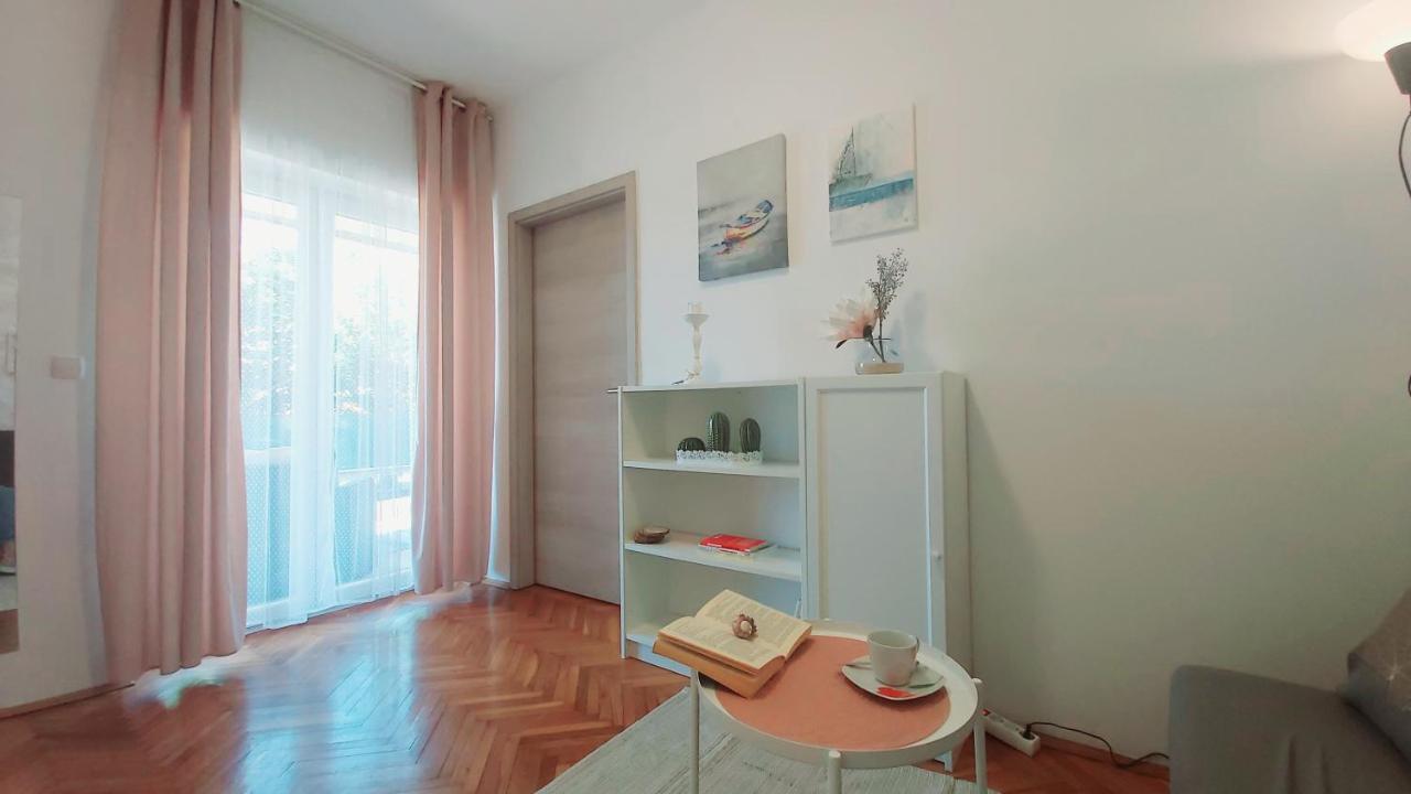 Apartments Lidija Umag Eksteriør billede