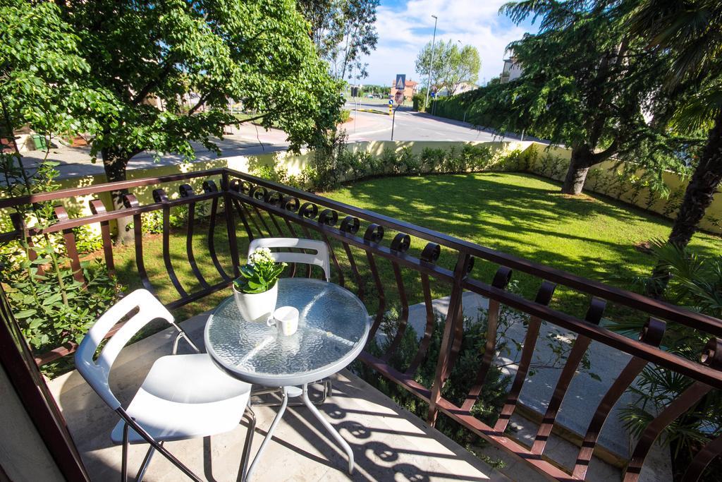 Apartments Lidija Umag Eksteriør billede